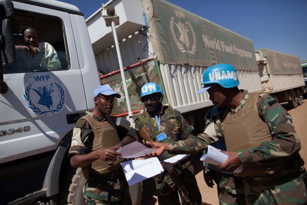 مجلس السلم الافريقي يبحث مع الحكومة استراتيجية خروج اليوناميد من دارفور  :
